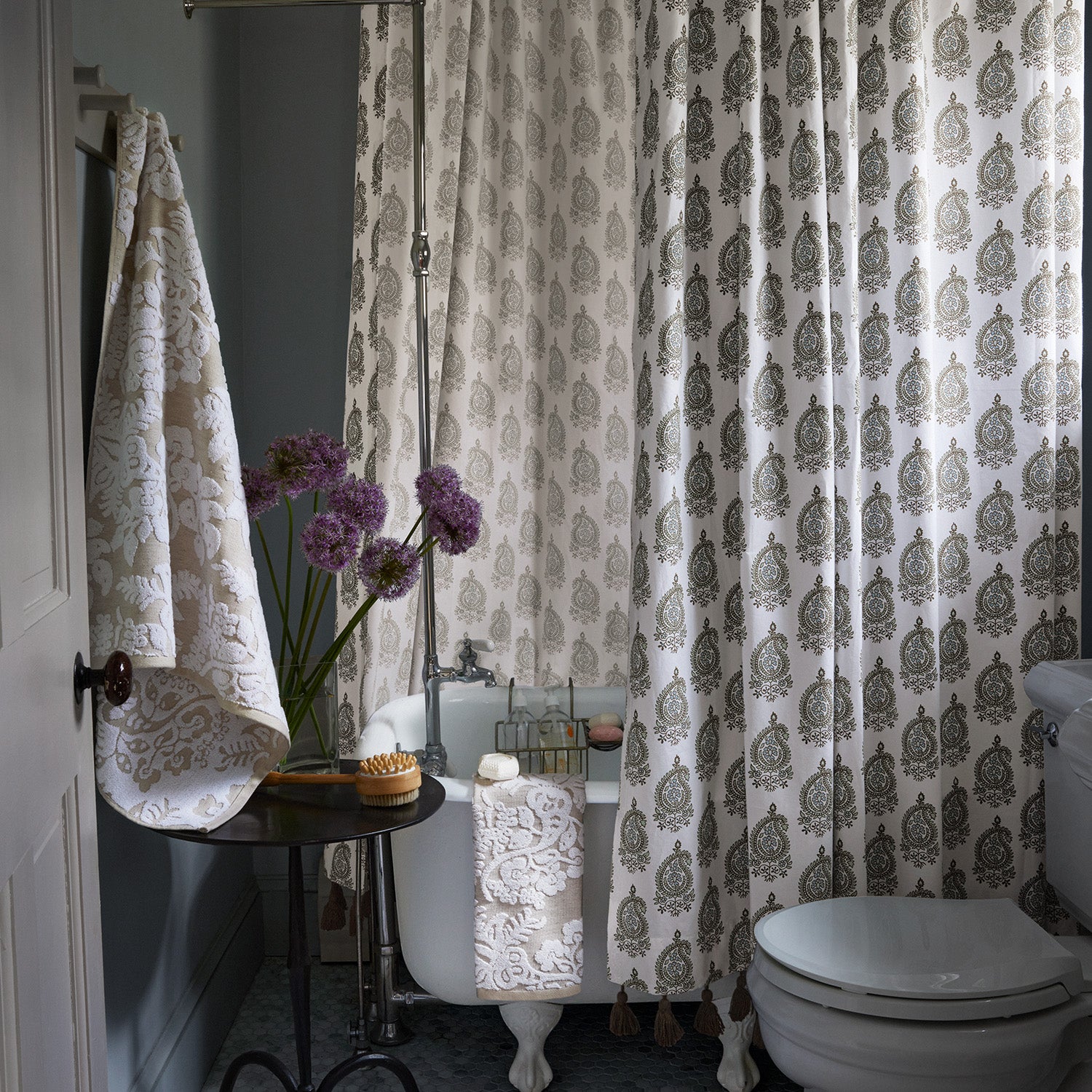 Nilay Leaf Organic Shower Curtain - John Robshaw Textiles