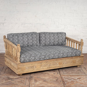 Yashti Wooden Daybed