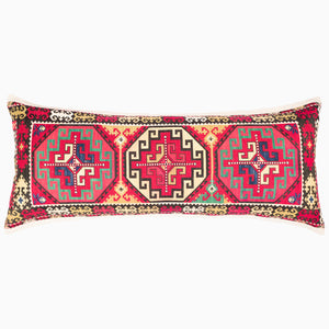Nyra Bolster